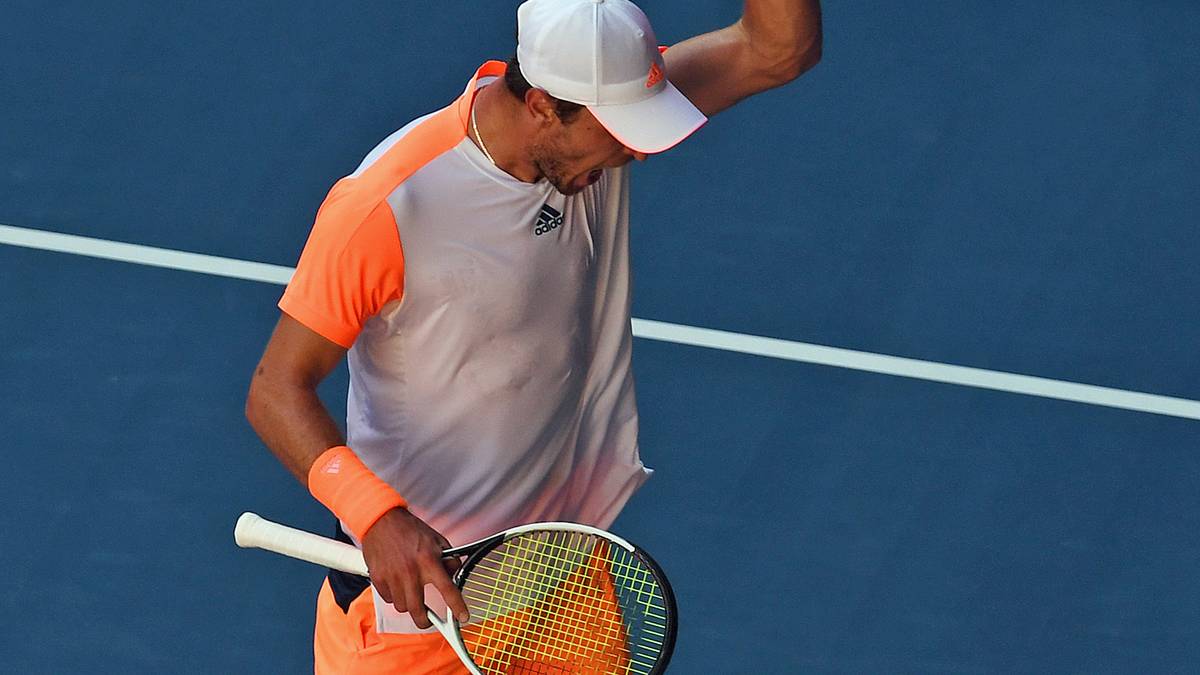 Sensation am Sonntag: Mischa Zverev wirft den Weltranglistenersten Andy Murray in vier Sätzen raus: "Dieser Sieg bedeutet die Welt für mich", sagt die Nummer 50 der Welt