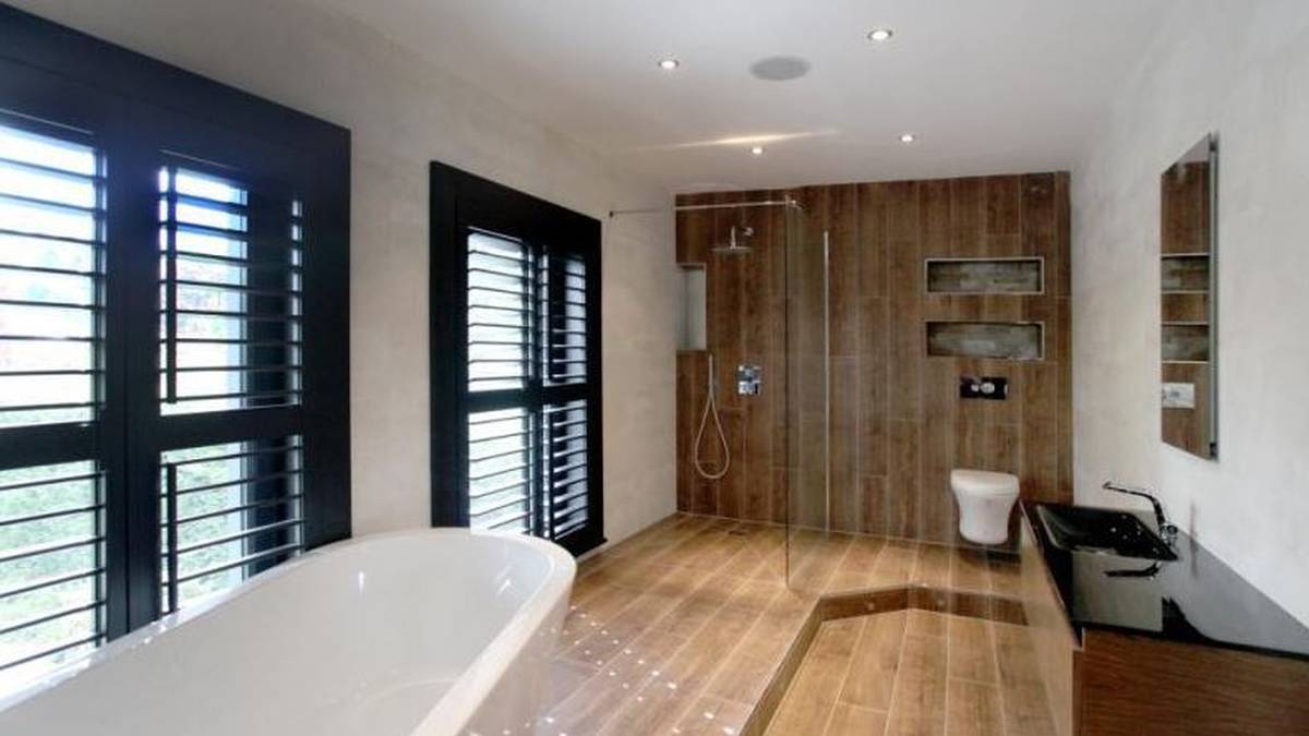 Ibrahimovic legt auch großen Wert auf ein hochmodernes Badezimmer...