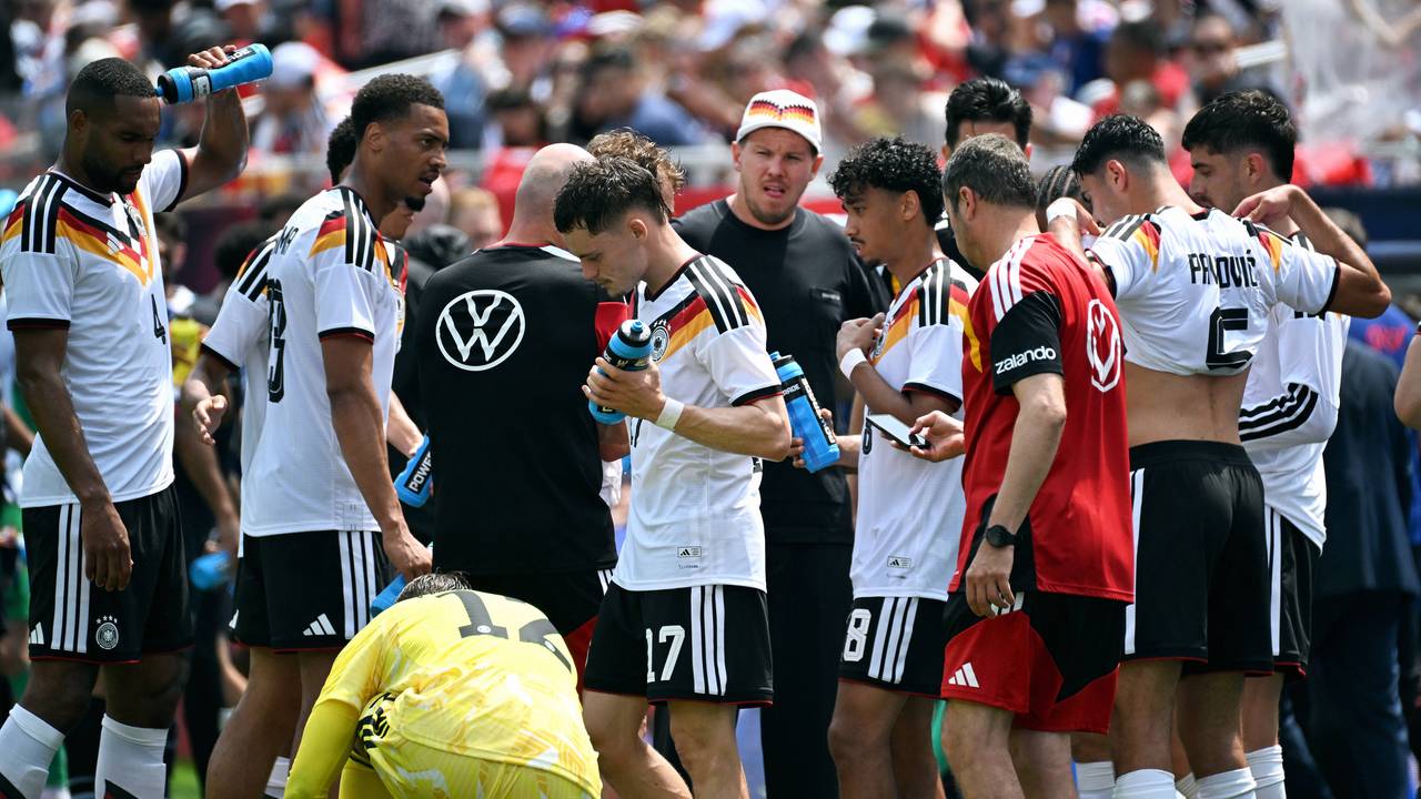 Trinkpausen? "Es gibt im Weltfußball schlimmere Dinge"
