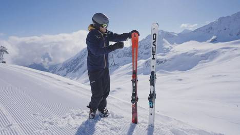 Der WM-Silbermedaillen-Gewinner von 2015, Fritz Dopfer, testet beim DSV skiTEST verschiedene Skimodelle. Was sind Unterschiede & Gemeinsamkeiten bei den aktuellen Slalom- und Racecarvern? 