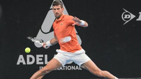 Novak Djokovic gewinnt souverän gegen Medwedew