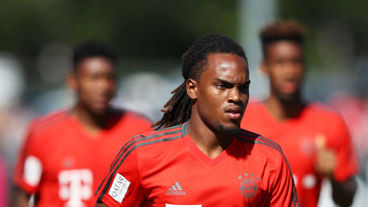 Die Leihe brachte nicht den erwünschten Erfolg. Nach seiner Rückkehr 2018 saß es zwischenzeitlich so aus, als könnte Sanches unter Niko Kovac noch einmal angreifen. Doch für eine erhoffte entscheidende Rolle konnte sich der Portugiese nie empfehlen. Mit dem Transfer nach Lille wurde das Missverständnis beendet