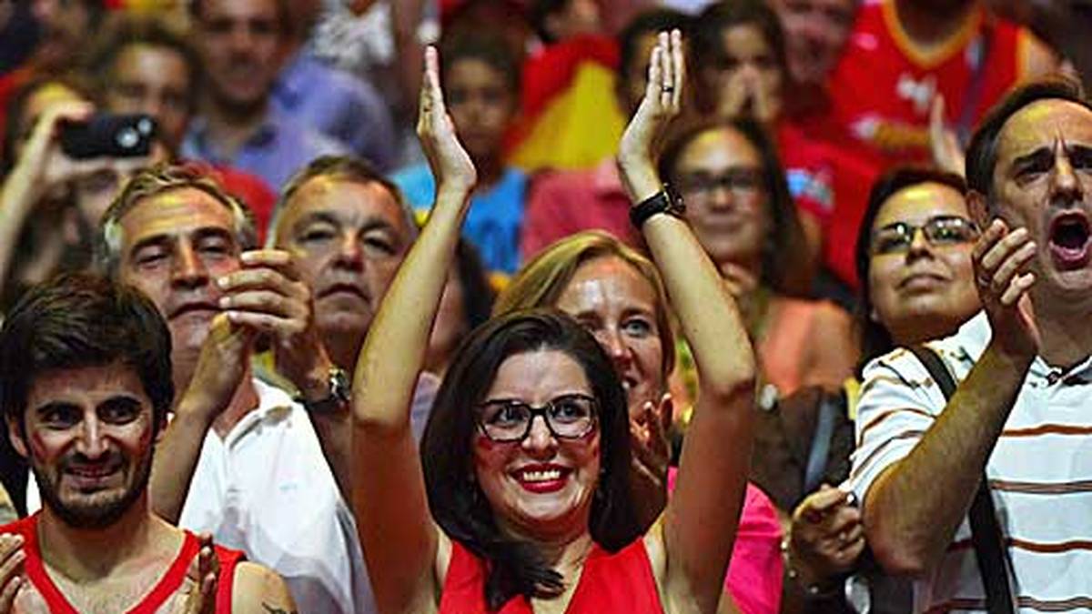 Viertelfinale Tag 2: Die spanischen Fans sind schon vor der Partie siegessicher