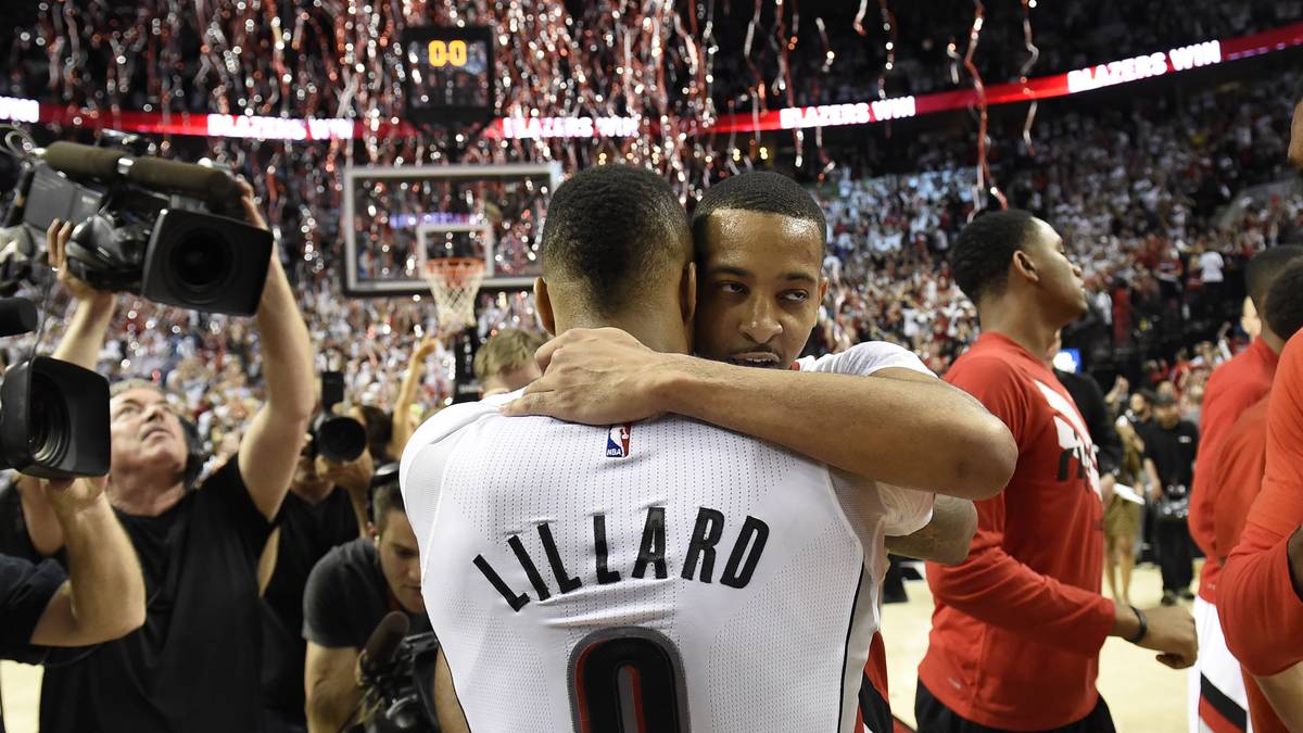 Zweite Runde statt Lottery: Die Blazers trotzten im Vorjahr allen Vorhersagen. Das Guard-Duo Lillard/McCollum wird erneut den Gegnern das Fürchten lehren, mit Festus Ezeli gelang ein Schnäppchen auf Center. Dazu wurden Evan Turner 70 Millionen auf den Tisch gelegt. Unterschätzen wird Portland aber keiner mehr