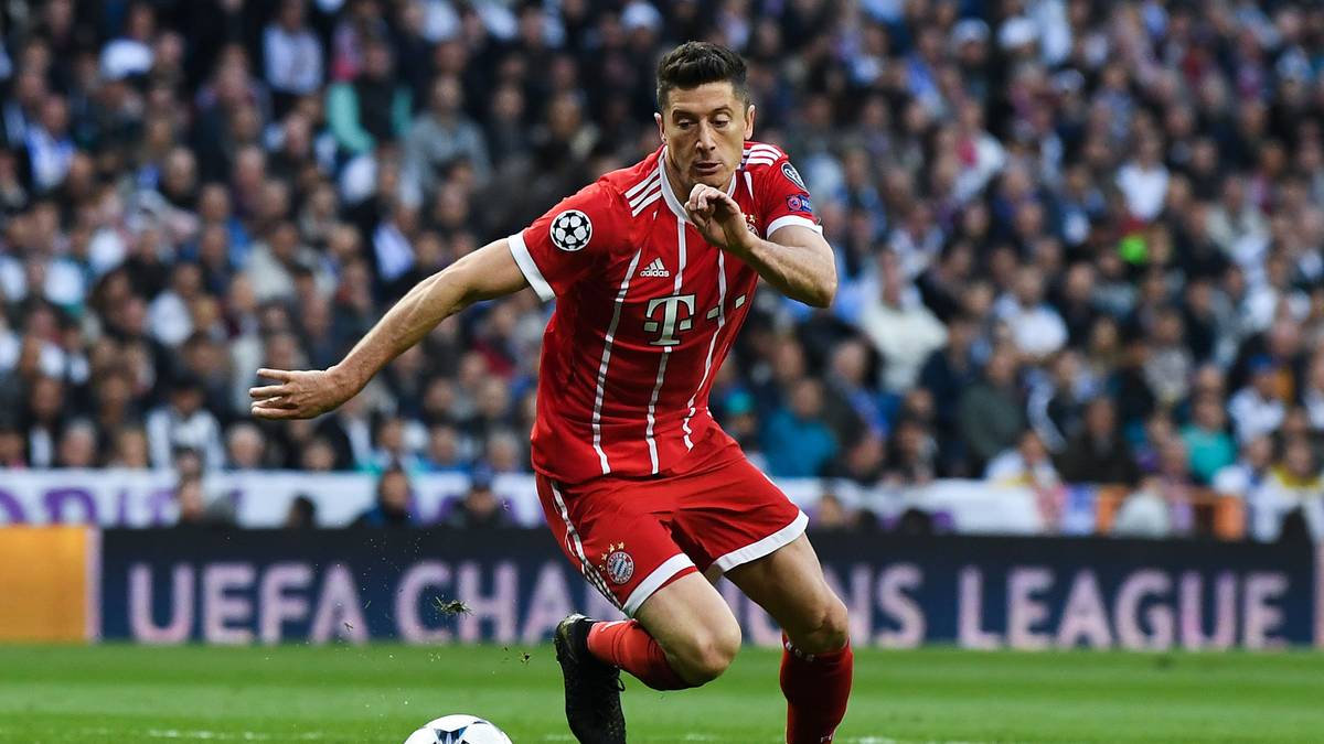 Corriere dello Sport: "Das Spiel gegen den FC Bayern ist selbst schon ein Finale. Benzema zieht Zidanes Mannschaft mit einem Doppelpack zum Sieg. Nach der Niederlage des Hinspiels genügen die Leistungen von Kimmich und James den Bayern nicht, um ins Finale zu gelangen"