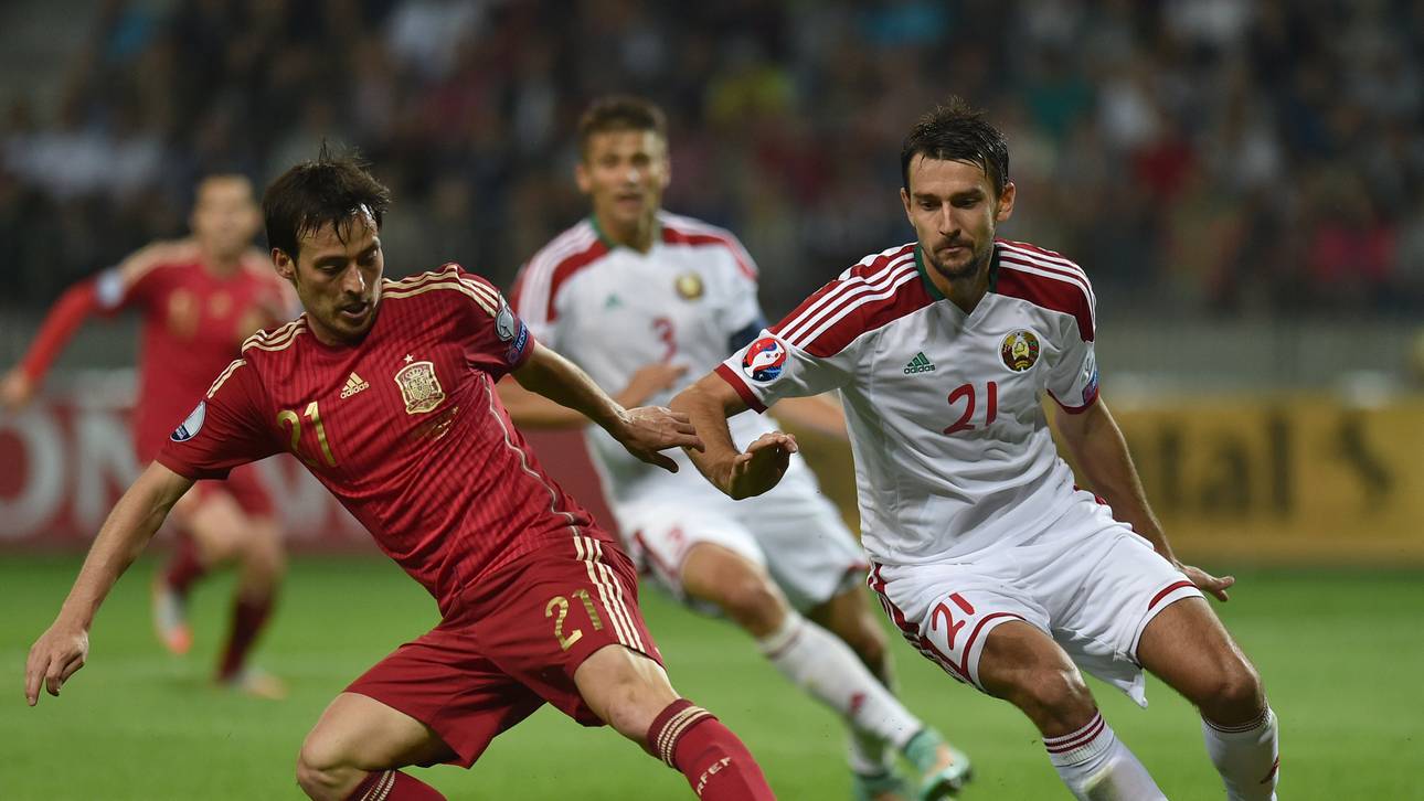 Spanien und Slowakei siegen