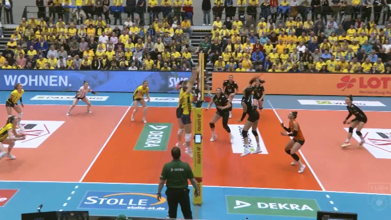 Schwerin nach Achterbahn-Spiel im Halbfinale