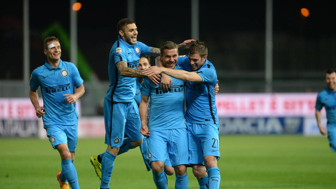 Podolski schießt Inter zum Sieg