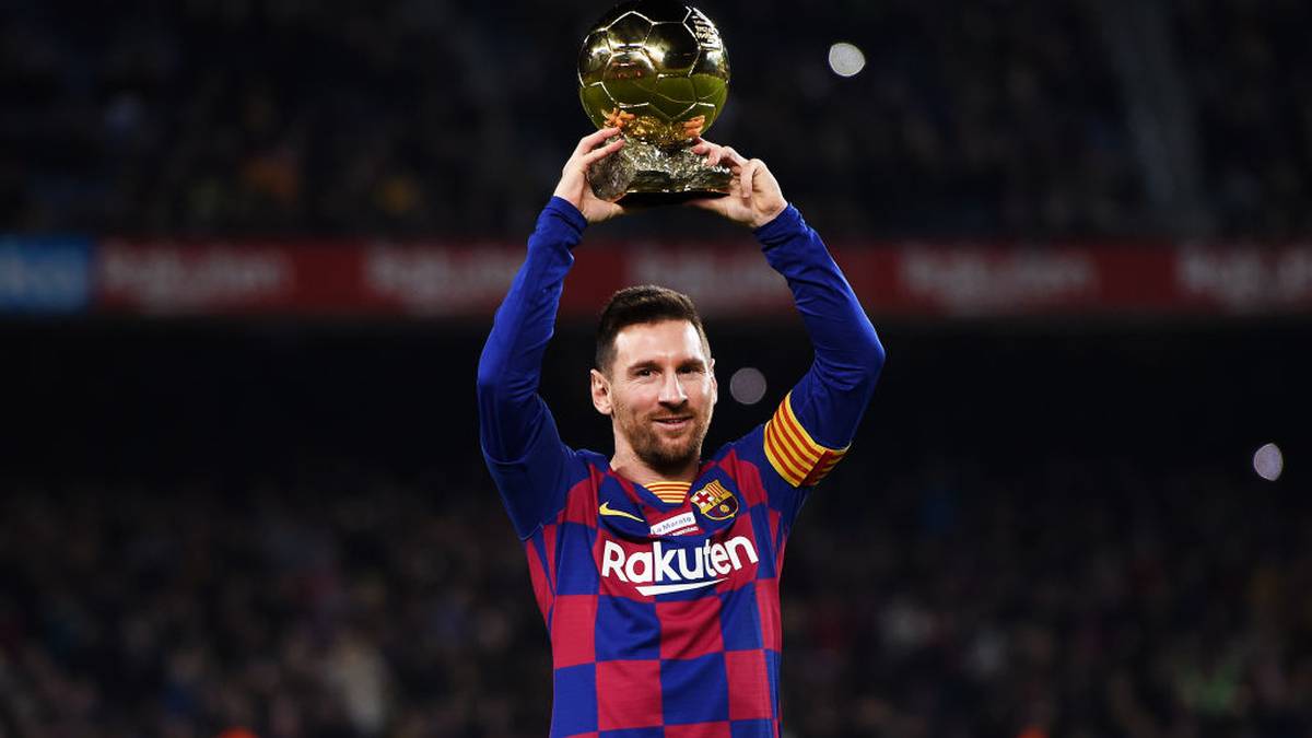 8. LIONEL MESSI (FC Barcelona, 125,5 Millionen): Fünf Jahre jünger und der Argentinier stünde in diesem Ranking wohl mit großem Abstand auf Platz eins. Wurde mit 32 Jahren im Dezember 2019 zum sechsten Mal Weltfußballer - und das mit Recht