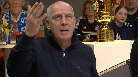 SPORT1-Experte Mario Basler kritisiert die Schusstechnik von Joshua Kimmich im Fantalk und sorgt dann für einen Lacher.