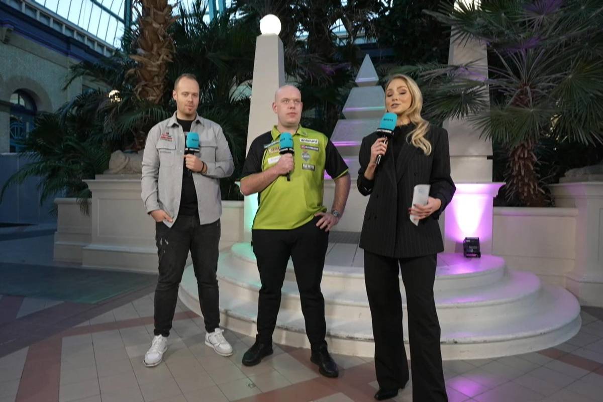 Michael van Gerwen spielt im Halbfinale der Darts WM 2025 gegen Chris Dobey. Seinen Plan fürs Halbfinale hat MvG im SPORT1-Interview verraten.