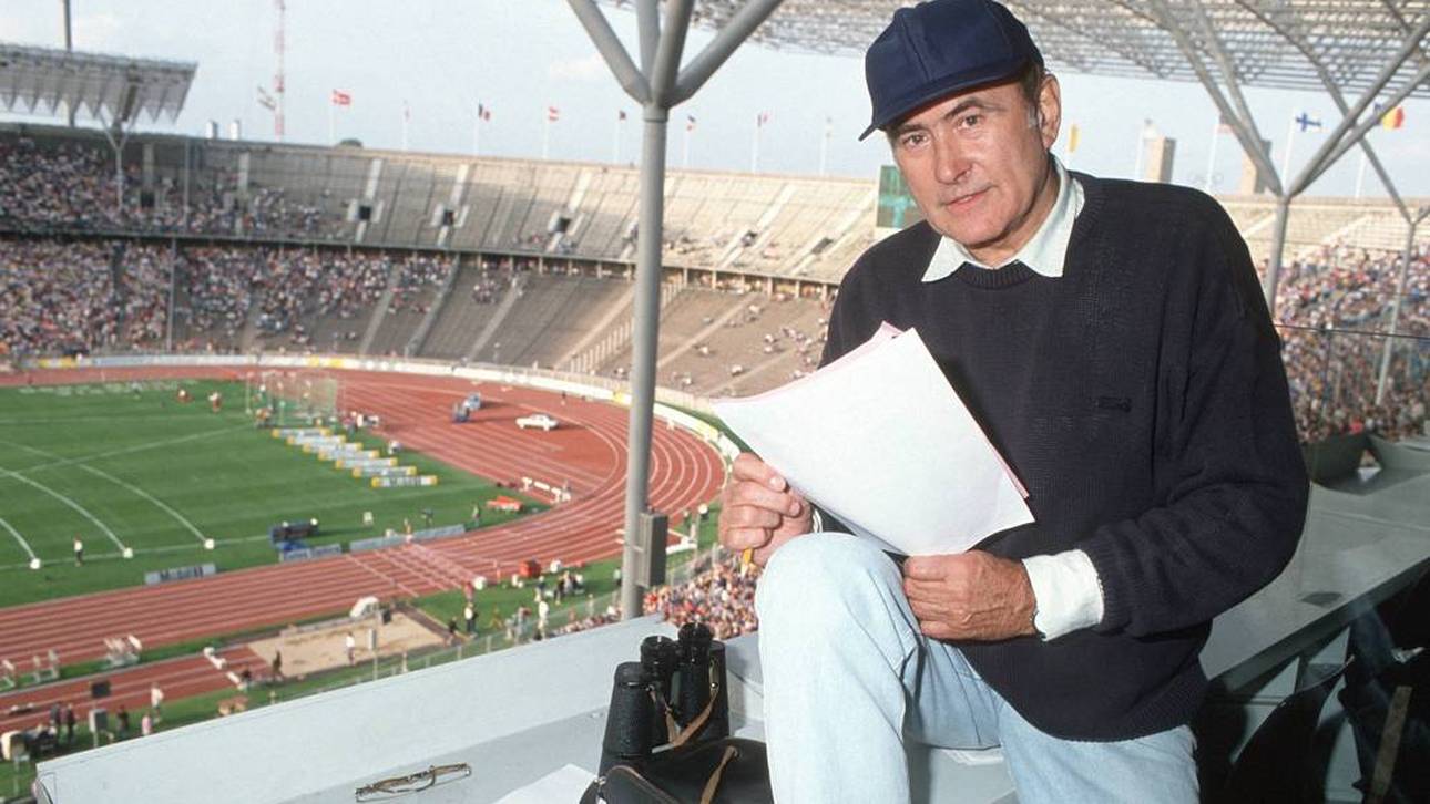 Reporter Heinz Florian Oertel 1992 im Berliner Olympiastadion
