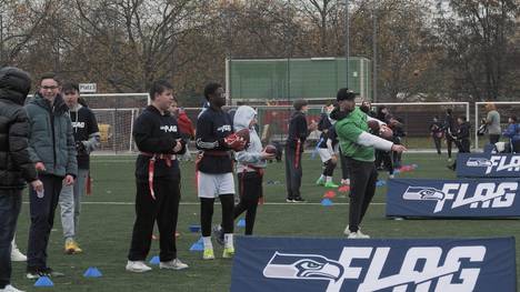 Flag Football ist aktuell sehr im Trend. Mario Bailey, VP of Community Engagement Seattle Seahawks, erklärt die Hintergründe.