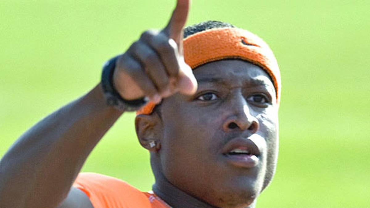 MIKE RODGERS: Mit einer Zeit von 9,85 Sekunden ist der US-Amerikaner einer der besten Sprinter der Welt. Vor der WM in Daegu leistet er sich jedoch ein Energy-Missgeschick