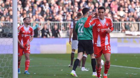 Jamal Musiala sollte nach seiner langen Verletzungsgeschichte auf die WM verzichten, findet Ex-Bayern-Boss Oliver Kahn. Doch die jüngsten Leistungen von Bayerns Nummer 10 geben Anlass zur Hoffnung.