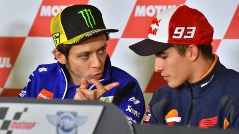 Valentino Rossi (l.) und Marc Marquez (r.) werden wohl so schnell keine Freunde mehr