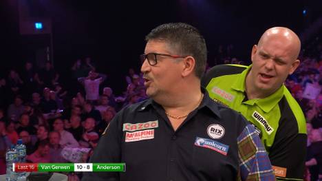 Beim Grand Slam of Darts lieferten sich die beiden Superstars gleich zwei verbale Scharmützel. Was war da los? Van Gerwen erklärt das Ganze aus seiner Sicht.