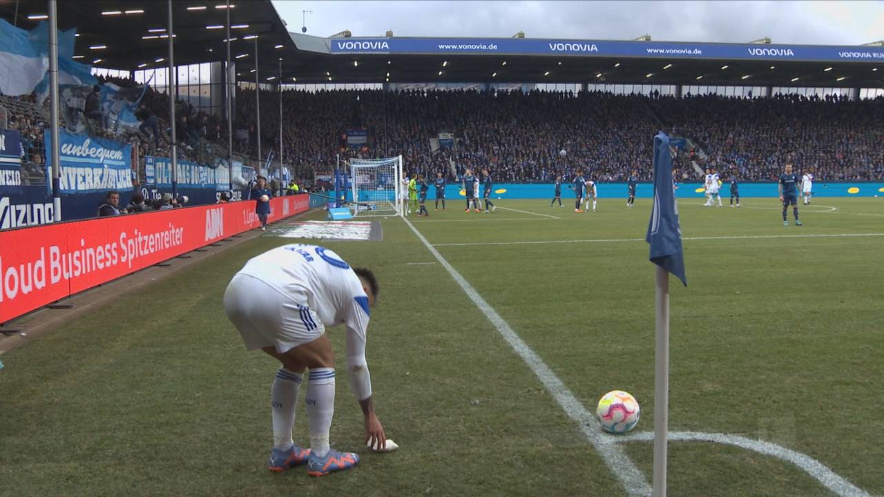 Schalker Befreiungschlag in Bochum