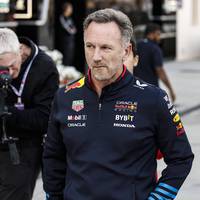 Trotz der Vorwürfe hält Red Bull an Christian Horner fest. Ralf Schumacher gibt dem Team einen Rat und warnt vor den Folgen eines Horner-Verbleibs.
