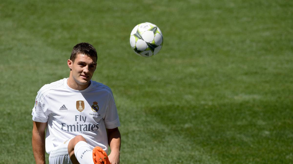 MATEO KOVACIC: Der kroatische Mittelfeldakteur von Real Madrid ist laut "Bild" ein Alternativkandidat für Schürrle. Beim BVB fände der vielseitige 22-Jährige wohl auch eher sein Glück als in Madrid. Klappt der Deal mit Schürrle, ist Kovacic aber wohl außen vor