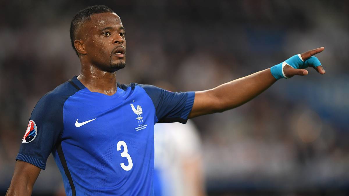 Der 35-Jährige ist nicht mehr der Schnellste. Man hätte sich erhofft, dass die schnellen deutschen Außenspieler öfter an ihm vorbeikommen. Etwa stand Evra einige Meter entfernt, als Can unbehelligt auf Müller passen konnte. Später sprang sein Kopfball Schweinsteiger an die Hand. Daraus resultierten der Elfmeter und Frankreichs Führung. SPORT1-Note: 3