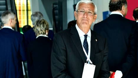 Der ehemalige Juve-Coach ist begeistert vom deutschen Rekordmeister und ganz besonders von Robert Lewandowski.