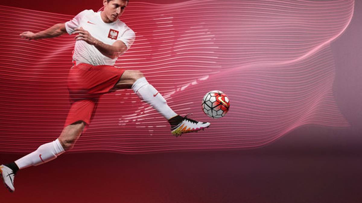 Bei den Polen bestimmen ebenfalls die beiden Nationalfarben das Trikot