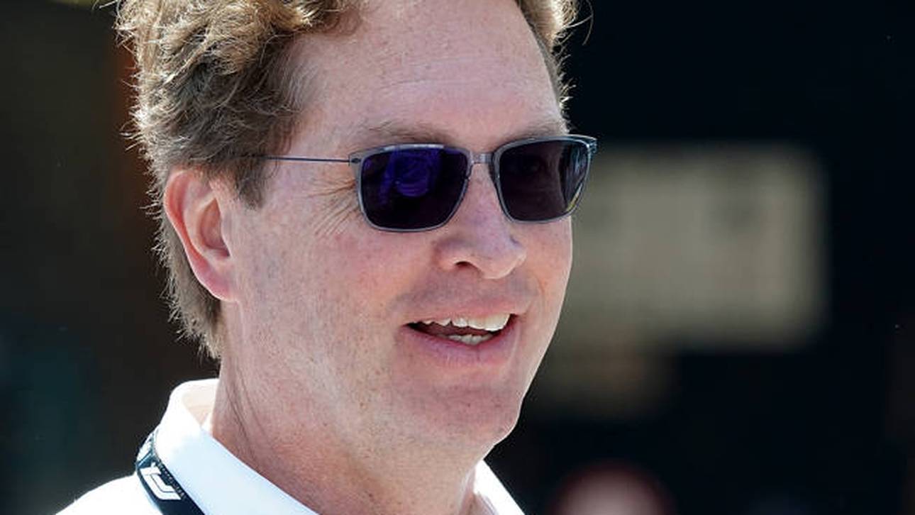 Ola Källenius scheint nun der Schlüssel im Poker um Lewis Hamiltons neuen Deal zu sein