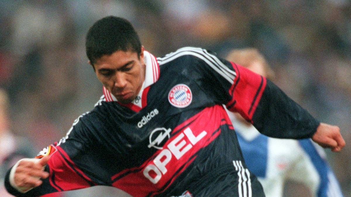 Platz 7: Giovane Elber schoß einige spektakuläre Tore. Doch sein Tor 1999 gegen Rostock ist unnachahmlich. An der Eckfahne nimmt er Hansa-Keeper Martin Pieckenhagen den Ball ab und netzt direkt von dort mit links ein