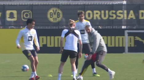 Nur eine kleine Gruppe von Profis tummelt sich während der Länderspielpause auf dem BVB-Gelände. Für eine bestandene Trainings-Challenge gibt es eine kulinarische Belohnung.