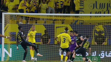 Cristiano Ronaldo trifft erneut für Al-Nassr und stellt dabei einen neuen Klubrekord auf. Beim 2:1 gegen Al-Taawoun wird der Superstar zum entscheidenden Mann.