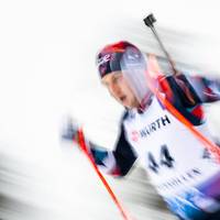 Ein unfassbarer Schlusssprint beschert Norwegen den ersten Sieg in der Single-Mixed-Staffel. Das deutsche Biathlon-Duo ist chancenlos.