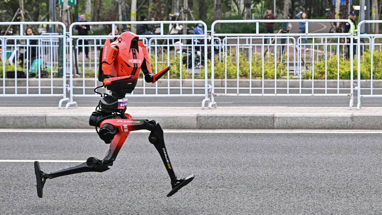 Roboter bei Marathon schneller Menschen