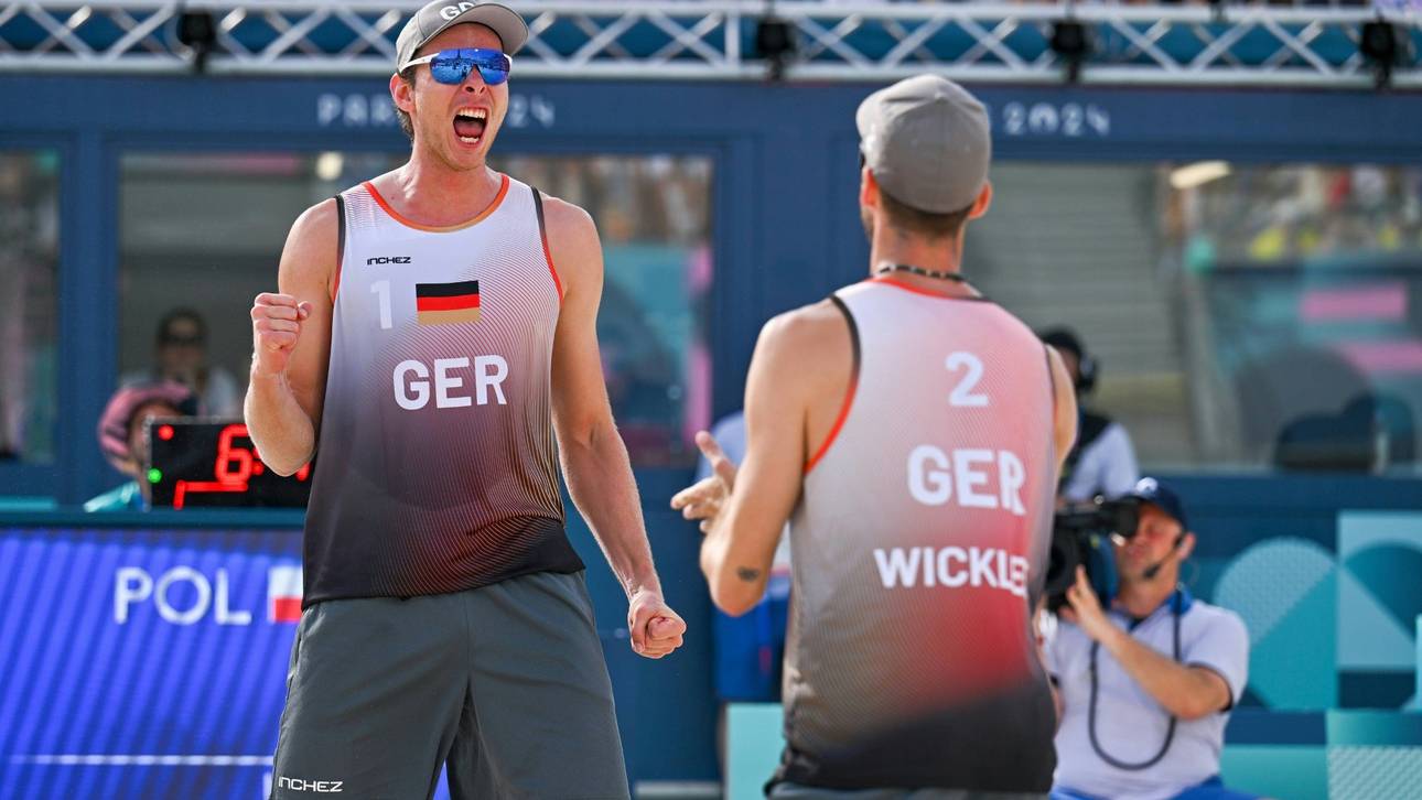 Beachvolleyballer im Viertelfinale