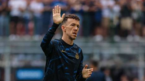Ivan Perisic steht unmittelbar vor einem Wechsel von Inter Mailand zu Tottenham Hotspur in die Premier League. Der kroatische Offensivspieler soll ein Zwei-Jahres-Vertrag erhalten.