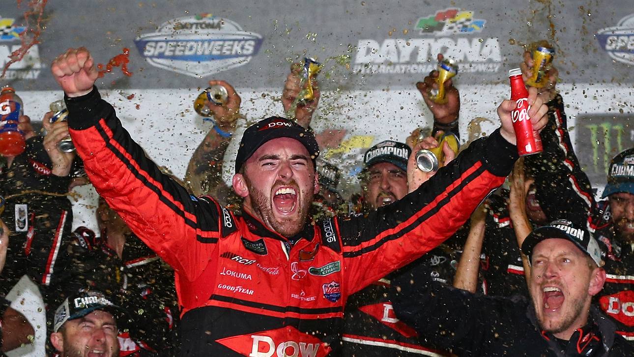 NASCAR-Pilot mit Hintern-Tattoo