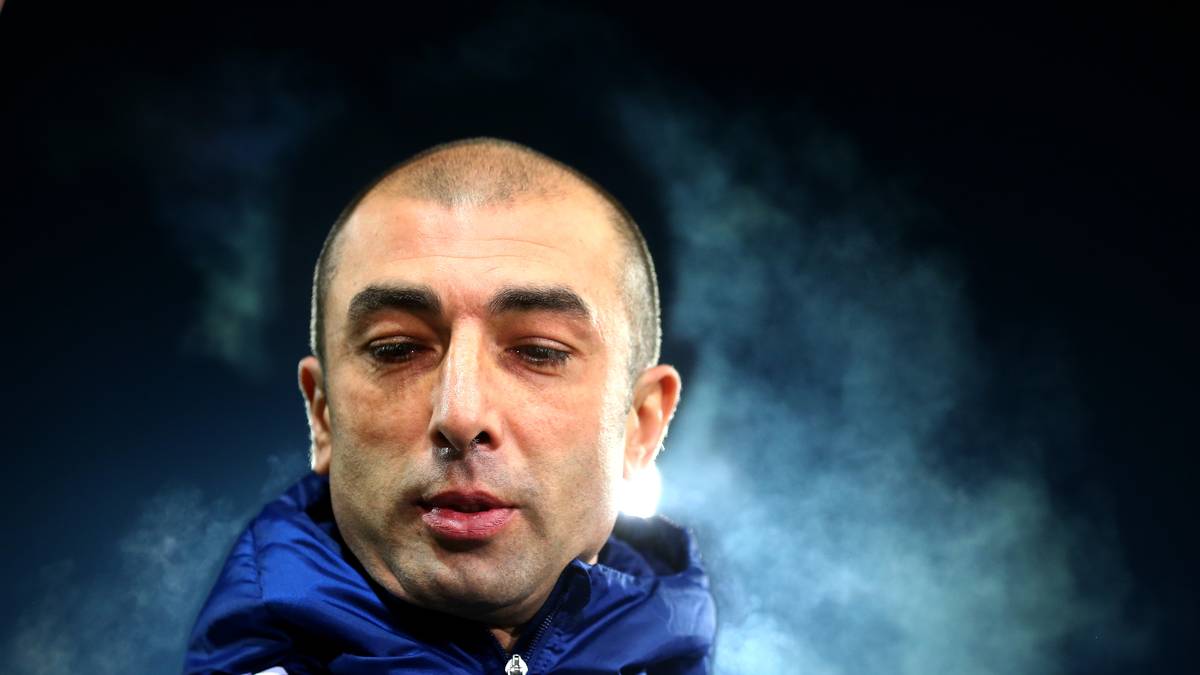 Einmal tief durchgeatmet: Roberto Di Matteo und seine Schalker ziehen nach dem 1:0 in Maribor in letzter Minute ins Achtelfinale ein.