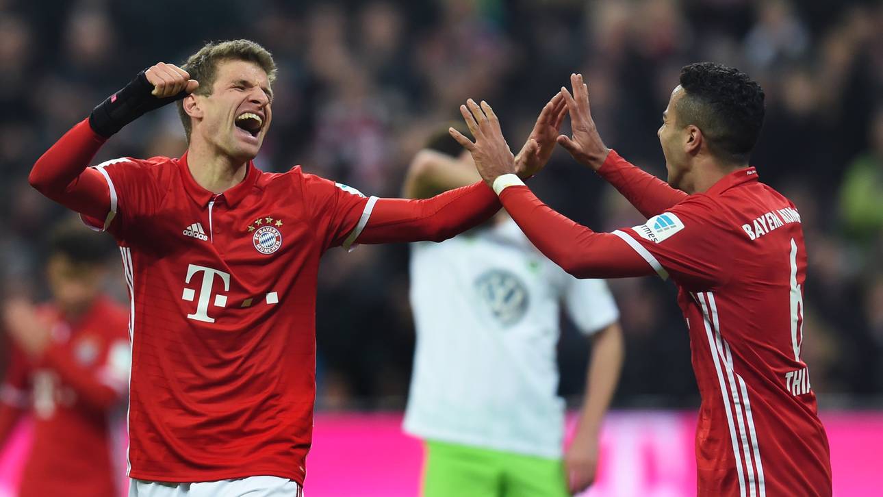 Kantersieg: Bayern stürmt die Spitze