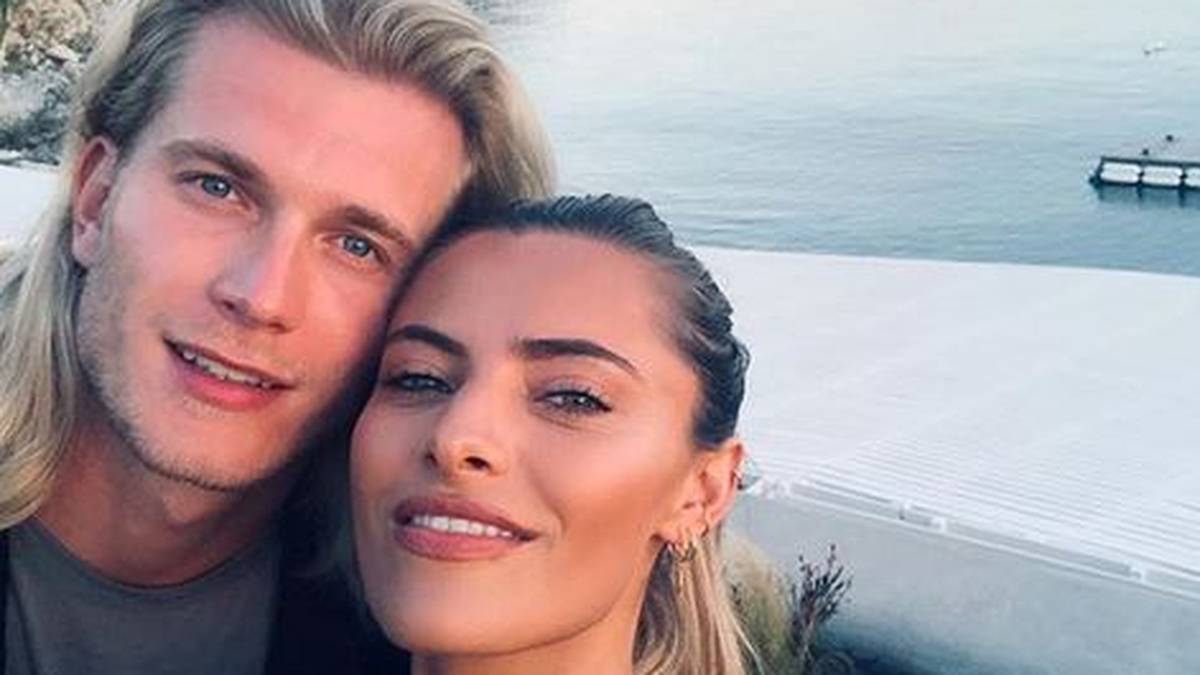 Keeper Loris Karius hatte Geburtstag! 31 Jahre ist der ehemalige Mainzer nun alt - und hat mit Sophia Thomalla seit geraumer Zeit eine Frau an seiner Seite. "Happy Birthday, Schöner! Endlich n Jahr älter!", schrieb ihm seine bessere Hälfte zum Ehrentag