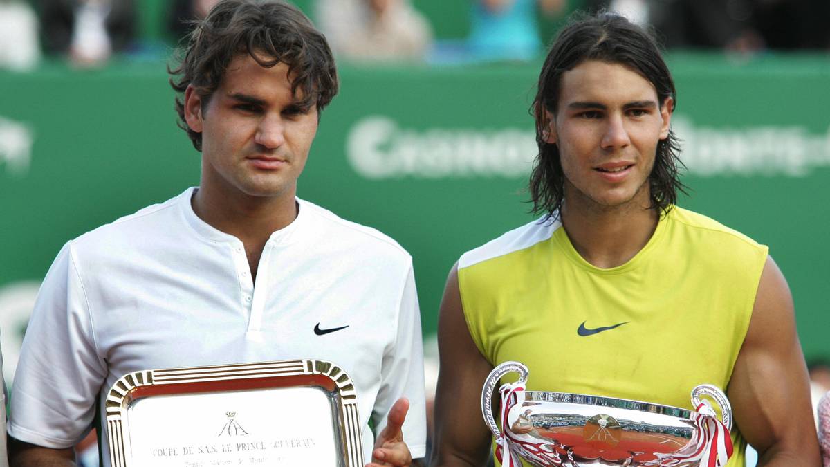 Federer führt im Tie-Break des vierten Satzes bereits 3:0, kann jedoch nicht den alles entscheidenden fünften Satz im Finale des Masters-Turniers erzwingen. Bei der Siegerehrung ist ihm die Enttäuschung anzusehen