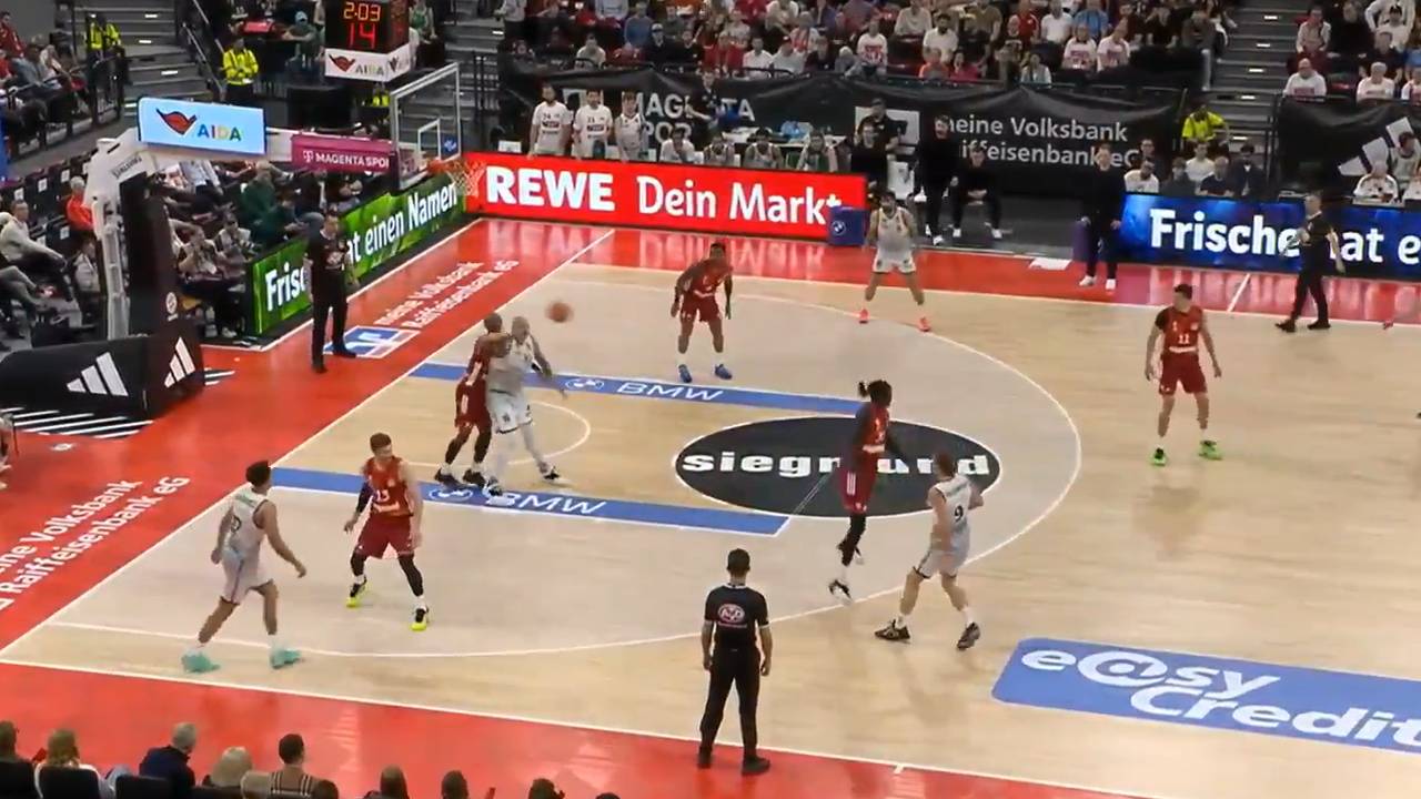 FC Bayern München - Gladiators Trier