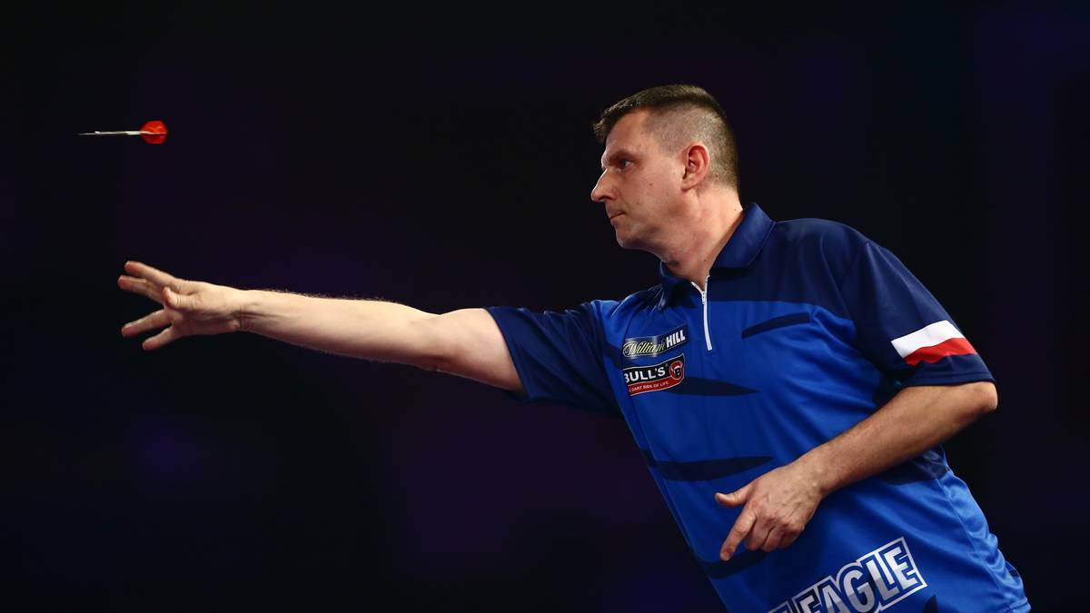 KRZYSTOF RATAJSKI (PDC Order of Merit: 54): Als erster Pole überhaupt gewann er im Februar ein PDC-Event und legte im Oktober noch einmal nach. Nun möchte Ratajski auch bei der WM für Furore sorgen. Viele Experten haben ihn als Viertelfinalkandidaten auf dem Zettel.