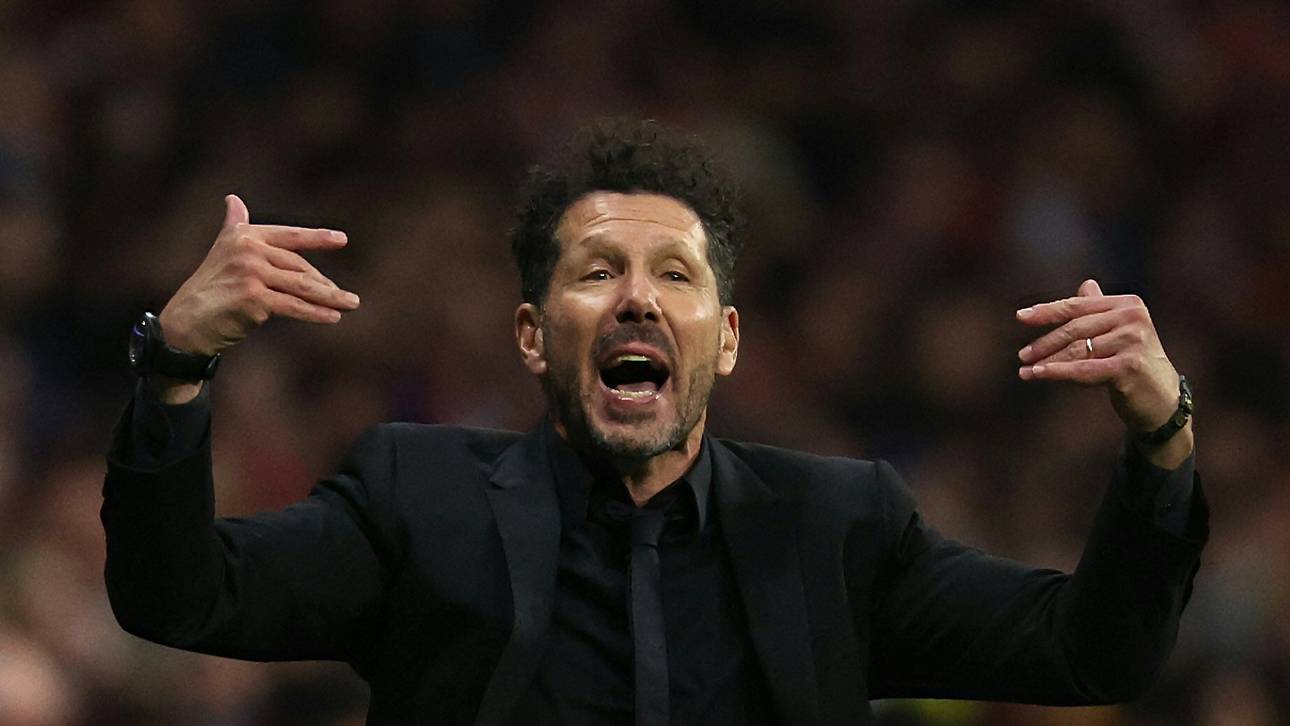 Tete-a-Tete an der Seitenlinie: Kehl weckt BVB auf