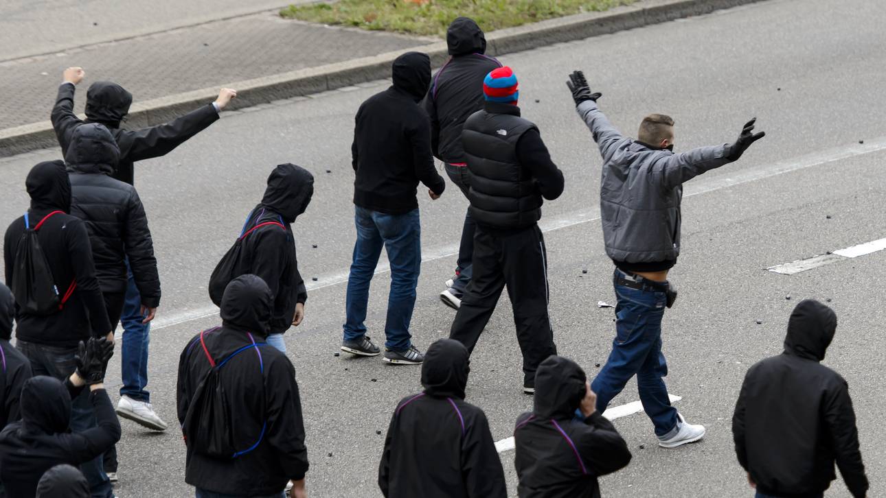 Hooligans schlagen Drittliga-Profis