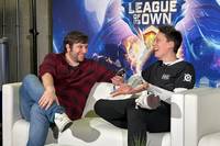 Niklot "Tolkin" Stüber ist ein Urgestein der deutschen eSports-Szene und konnte in Berlin mit NNO old gegen T1 und Superstar Faker antreten. Mit SPORT1 hat er über seine Leidenschaft für das Spiel und das Aufeinandertreffen mit Faker gesprochen