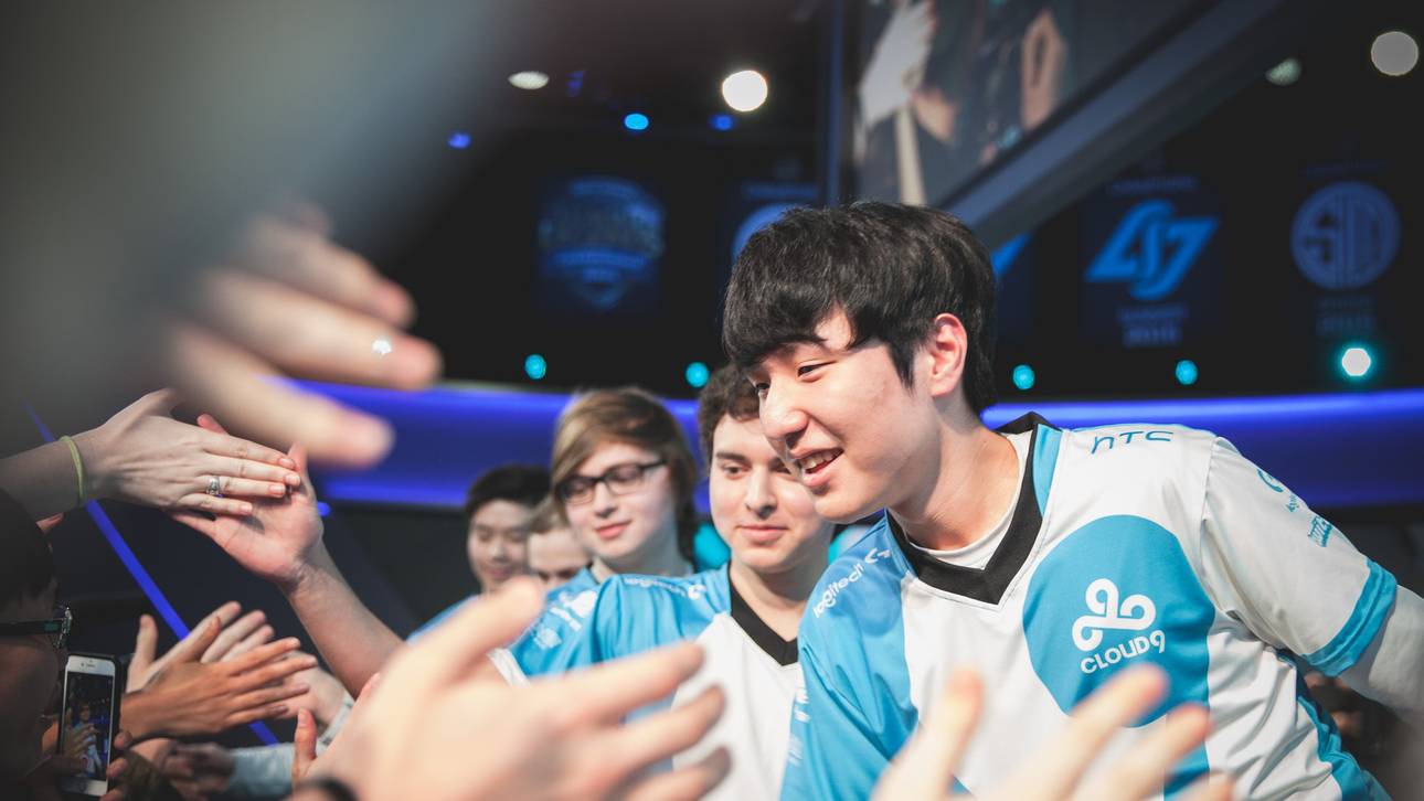 NFL-Ikone investiert in eSports-Team