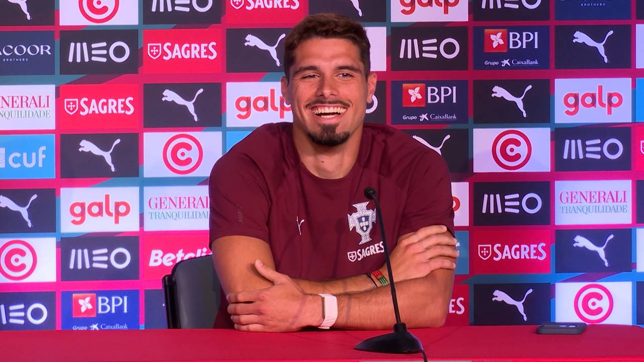 Nicht CR7! Er ist der schönste Portugiese