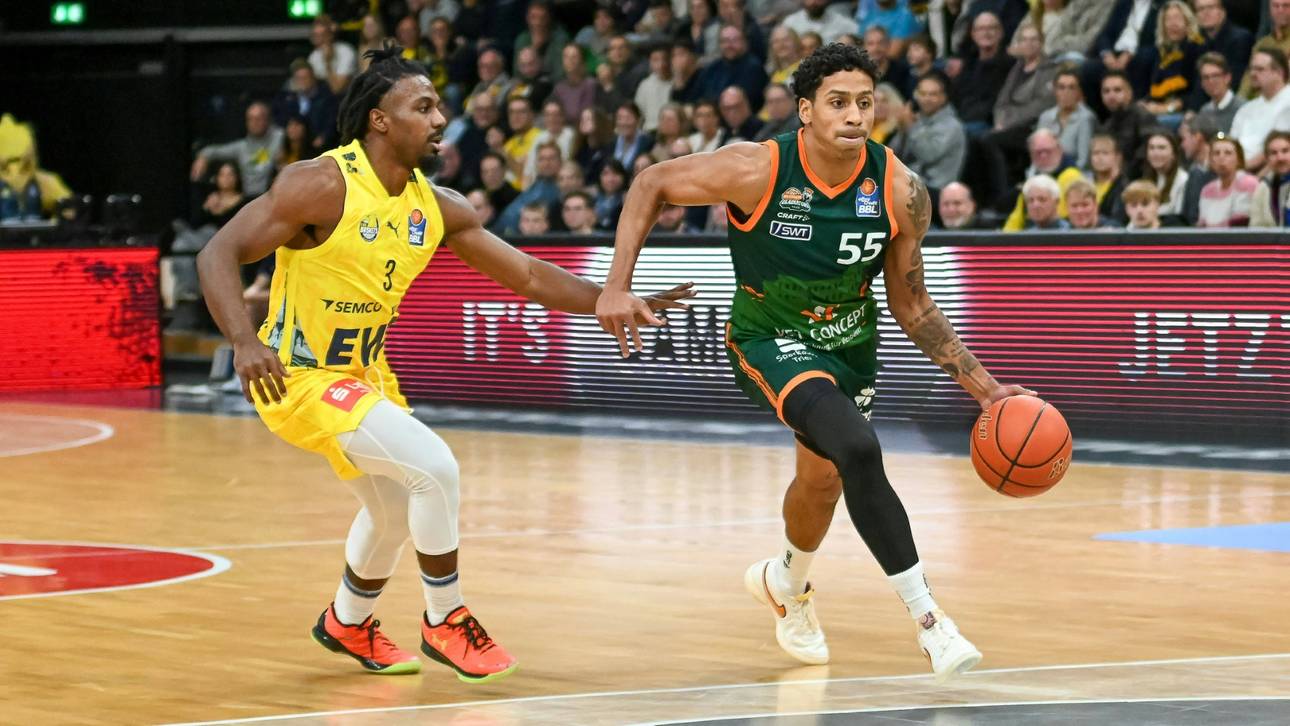 Duell der besten Akteure: Brooks gegen Clemons