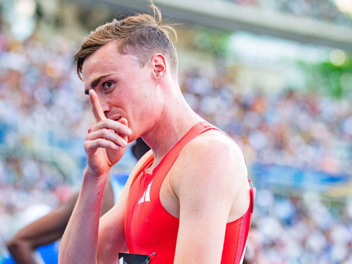 Josh Hoey knackt 800-m-Hallen-Weltrekord in Boston