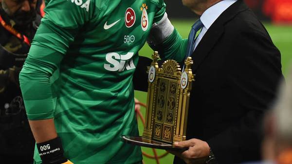 Ozbek startet neue Ära bei Meister Galatasaray